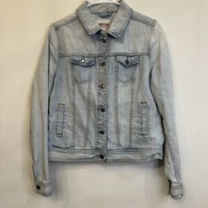 Women's Mossimo Denim‎ Jean Jacket Light Wash Large Button Target (runs small)